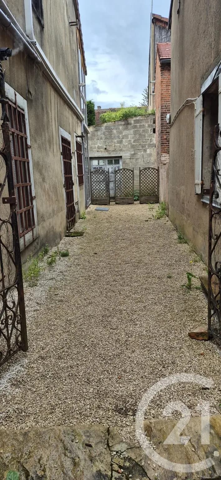 Immeuble de rapport 370 m² - Photo 1