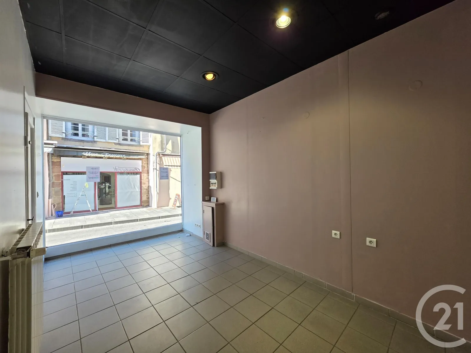 Immeuble 160 m² - Photo 1