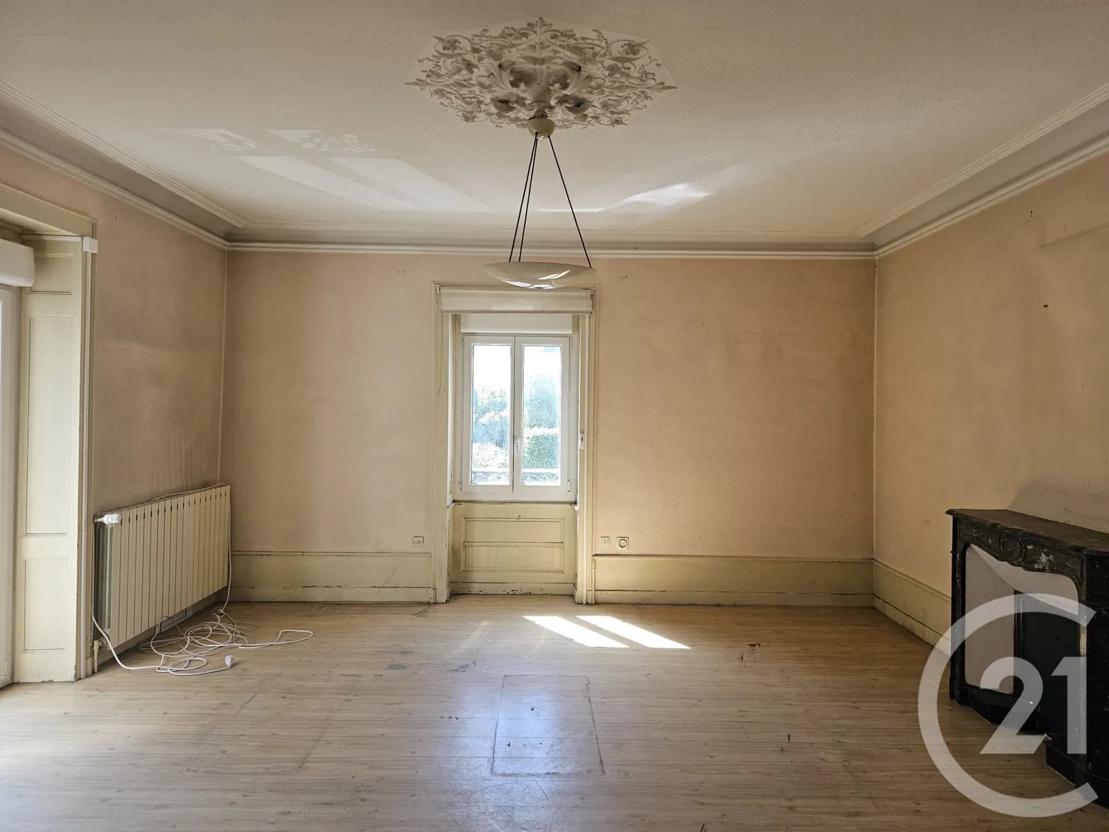 Immeuble 122 m² - Photo 1