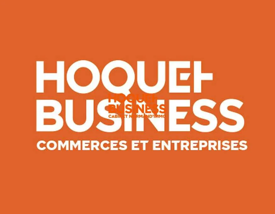 AV immeuble de rapport avec commerce à Elbeuf - Photo 1