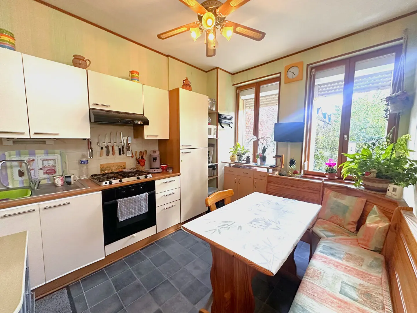 Immeuble 4 pièces 170 m² - Photo 1