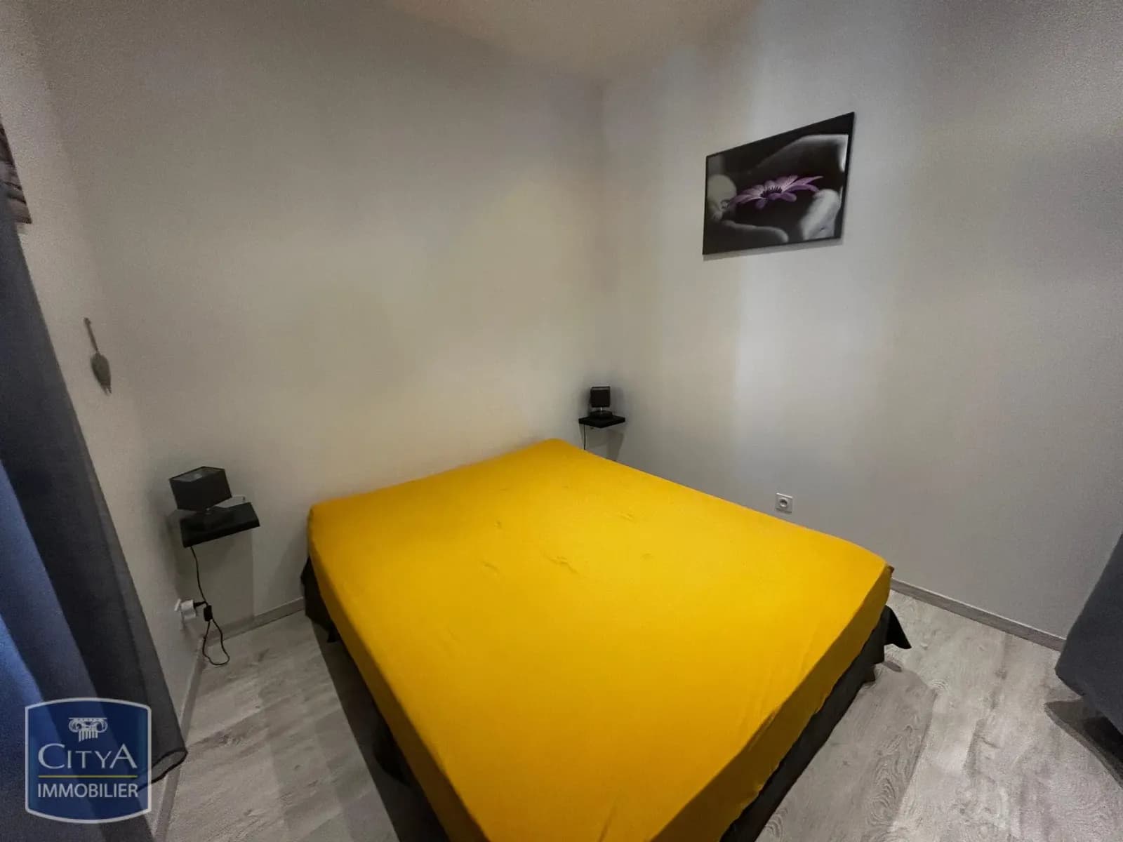 Immeuble 105 m² - Photo 1