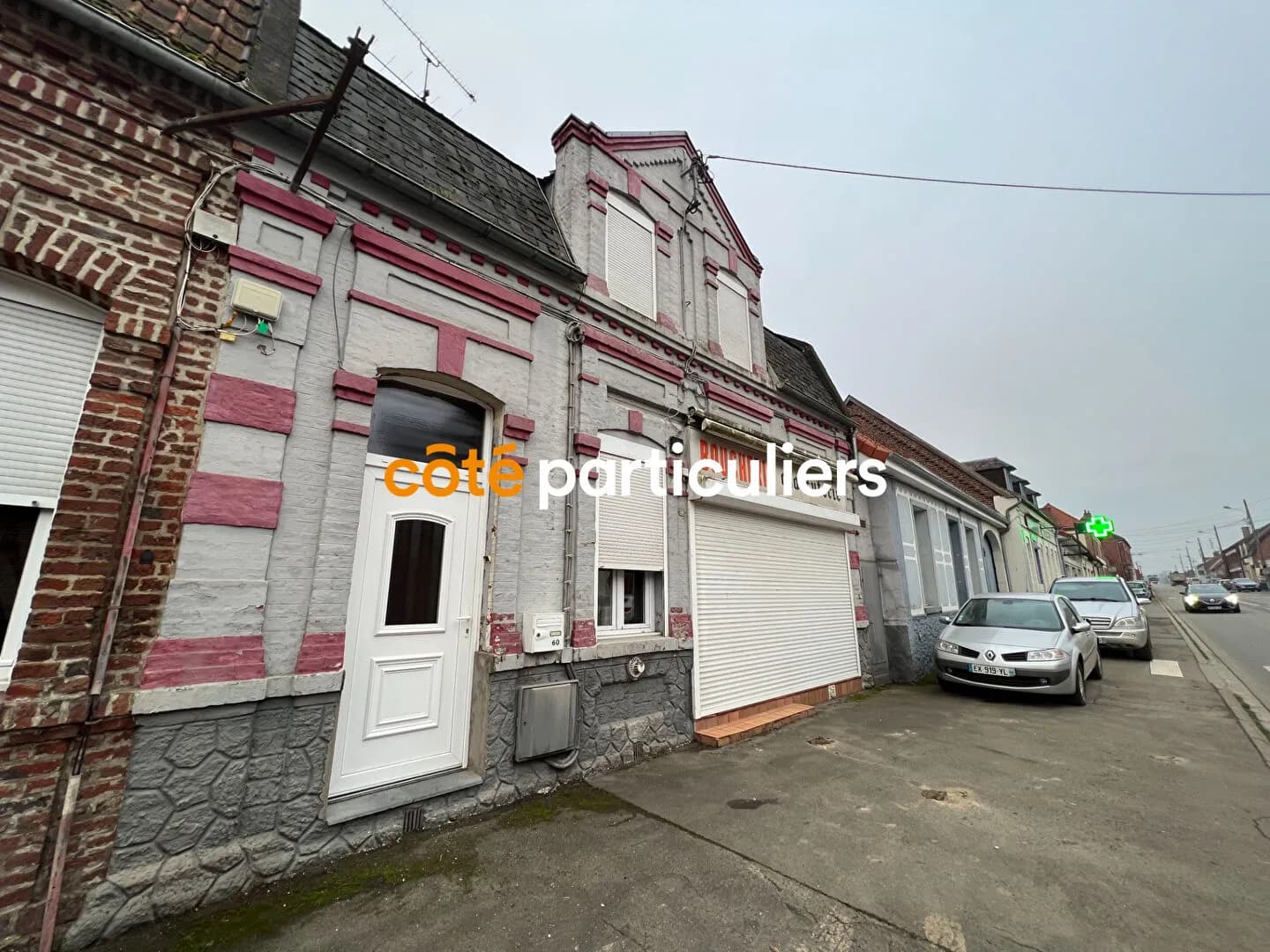 ANVIN : IMMEUBLE MIXTE A USAGE DE COMMERCE ET D'HABITATION - Photo 1