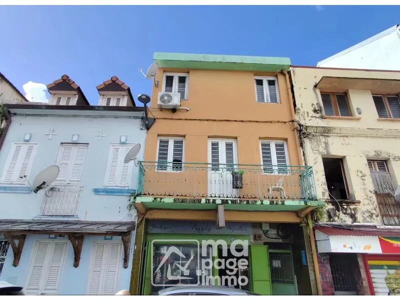 Vends Immeuble 3 lots, Centre Ville, FdeF - Photo 1