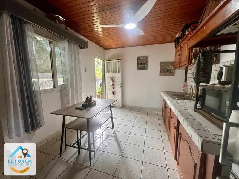 SAINT JOSEPH 97480 - ENSEMBLE IMMOBILIER ENTRETENU - FACILE - Photo 1