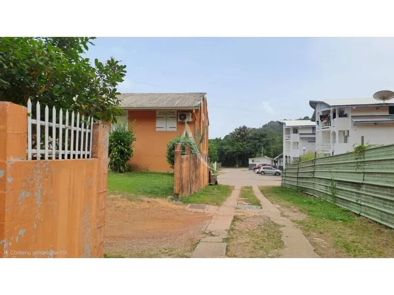 Immeuble Cayenne 7 lots et une maison T4 - Photo 1