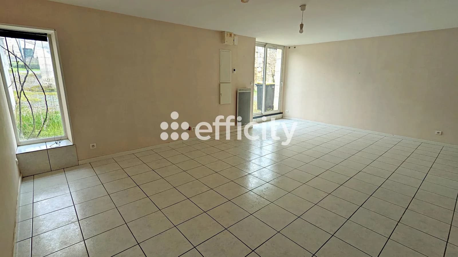 Immeuble de rapport 12 pièces 304 m² - Photo 1