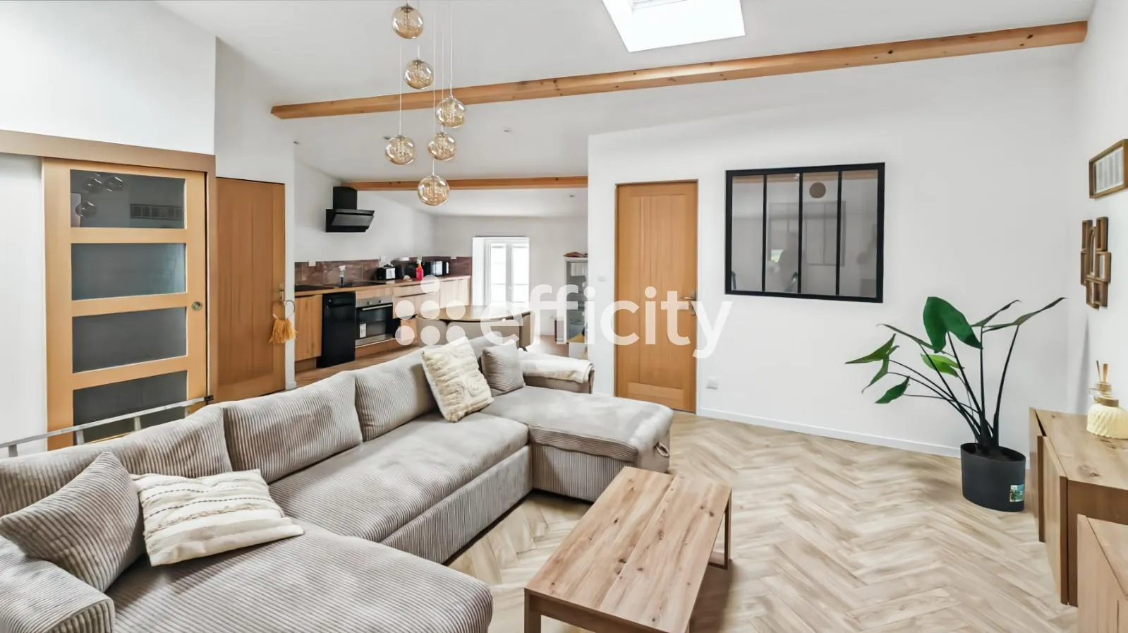 Immeuble 6 pièces 140 m² - Photo 1