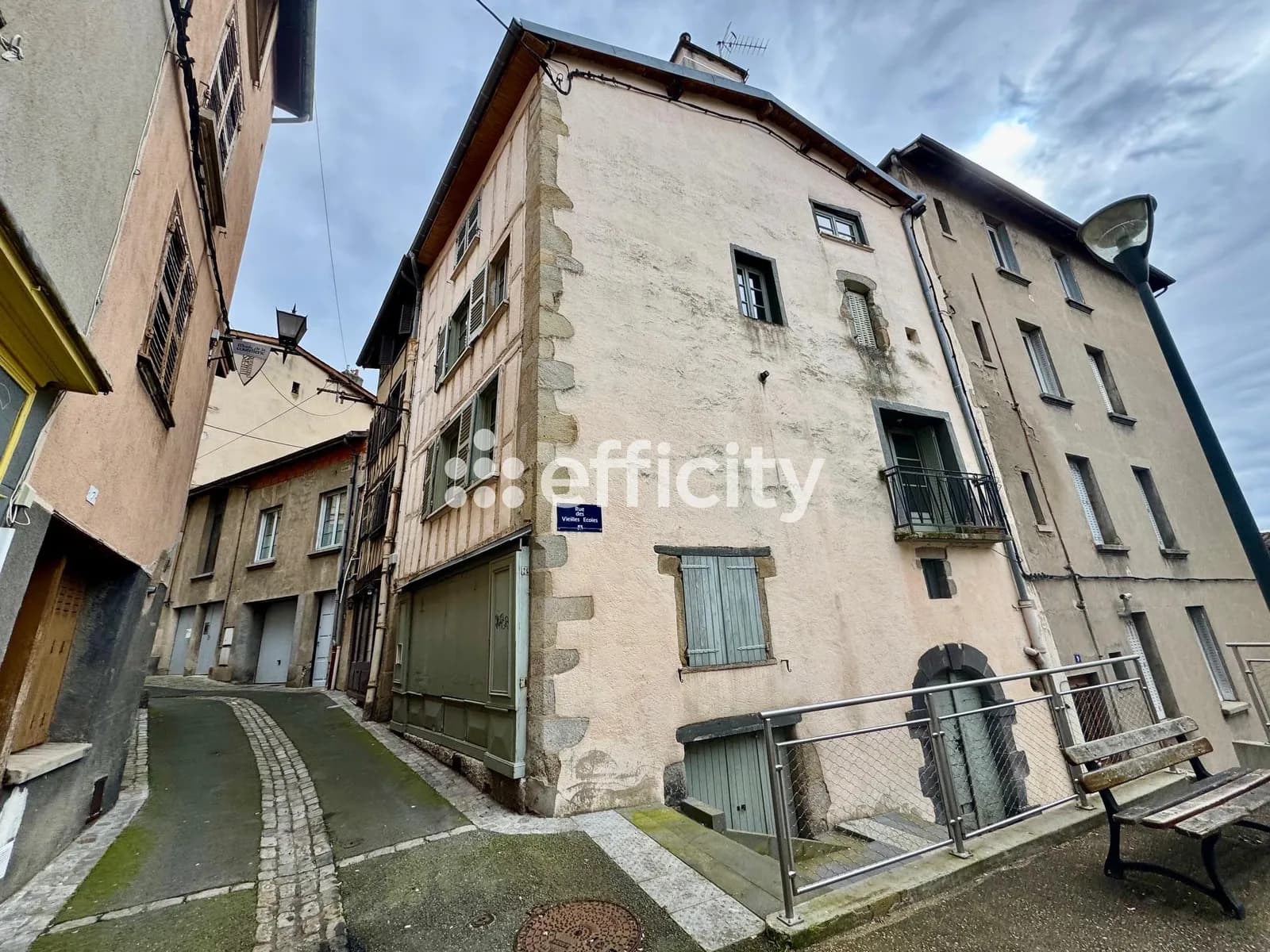 Immeuble 6 pièces 105 m² - Photo 1
