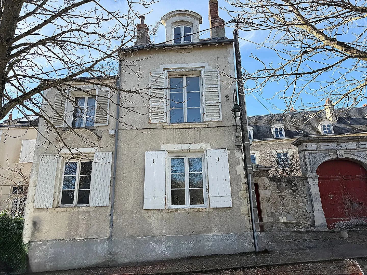 Immeuble 13 pièces 150 m² - Photo 1