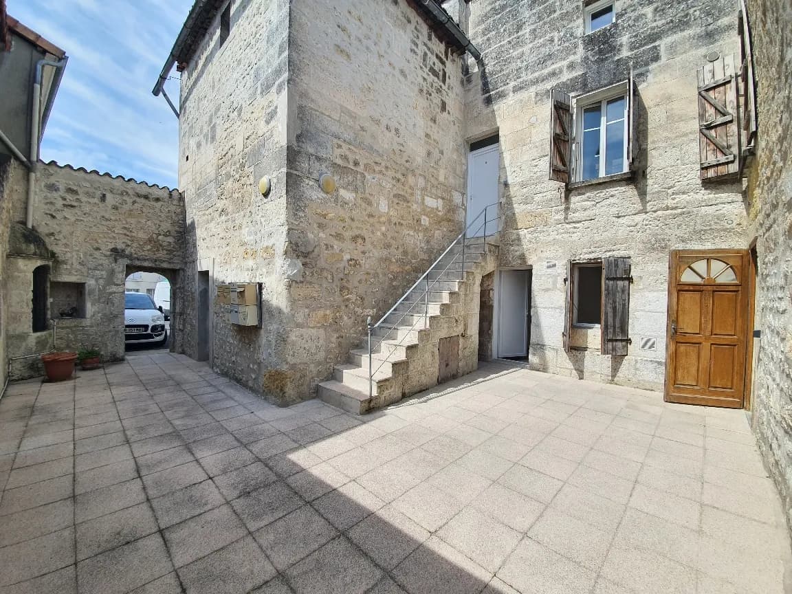 Immeuble de rapport 9 pièces 225 m² - Photo 1