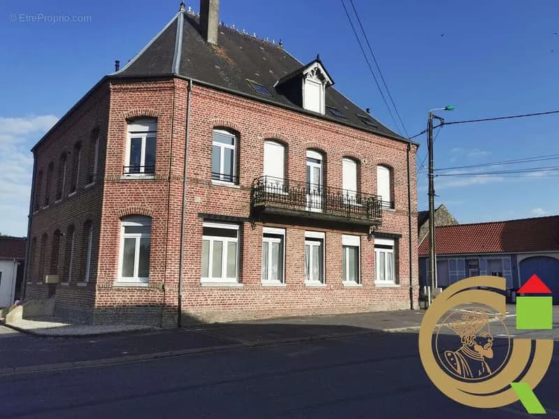 Immeuble de rapport 455 m² - Photo 1