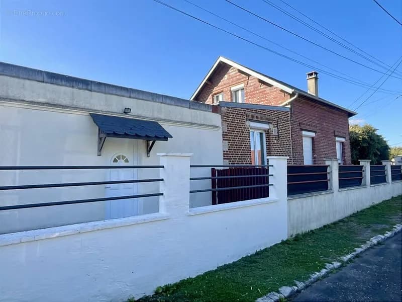 Ensemble immobilier de 2 maisons. - Photo 1
