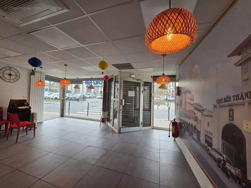 Troyes centre ville, immeuble commerce + logement - Photo 1