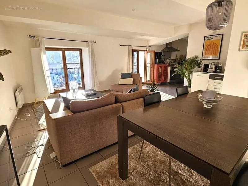 Immeuble de rapport 174 m² - Photo 1