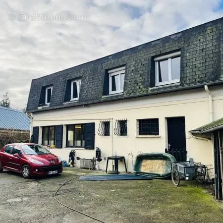 Immeuble 9 pièces 218 m² - Photo 1