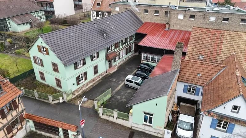 BISCHHEIM - Immeuble résidentiel complet - 4 logements loués + combles aménageables - Photo 1