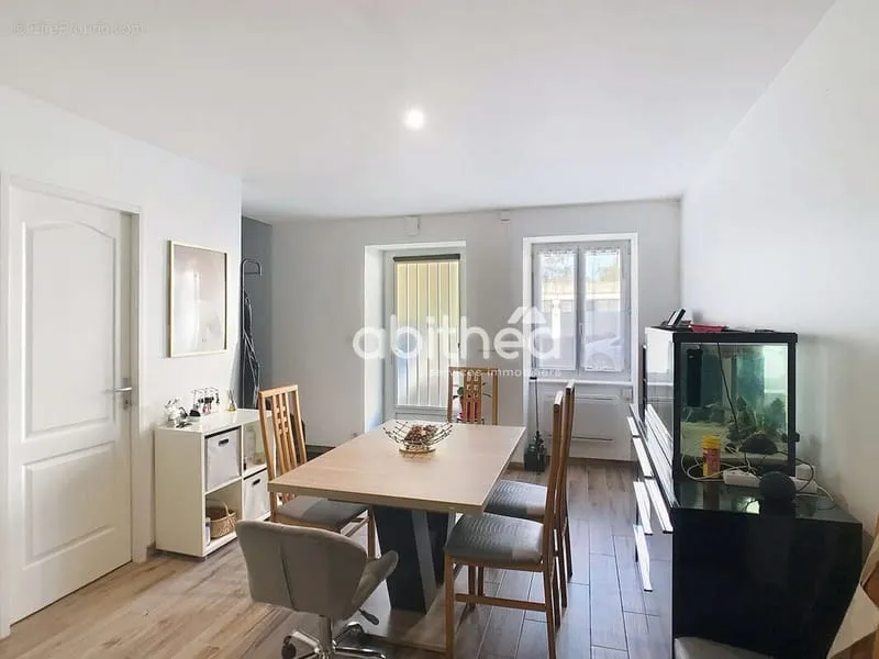 Ensemble Immobilier de 2 logements Gond pontouvre - Photo 1