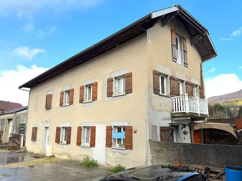 Pour Investisseurs, Immeuble de 5 appartements avec parkings - Photo 1