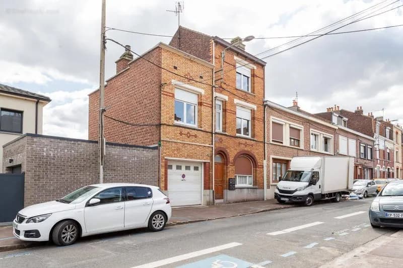 Immeuble de rapport 5 pièces 125 m² - Photo 1
