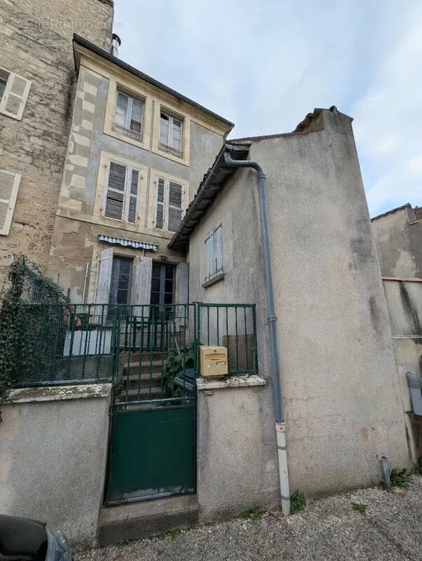Immeuble à Saint Maixent L Ecole - Photo 1