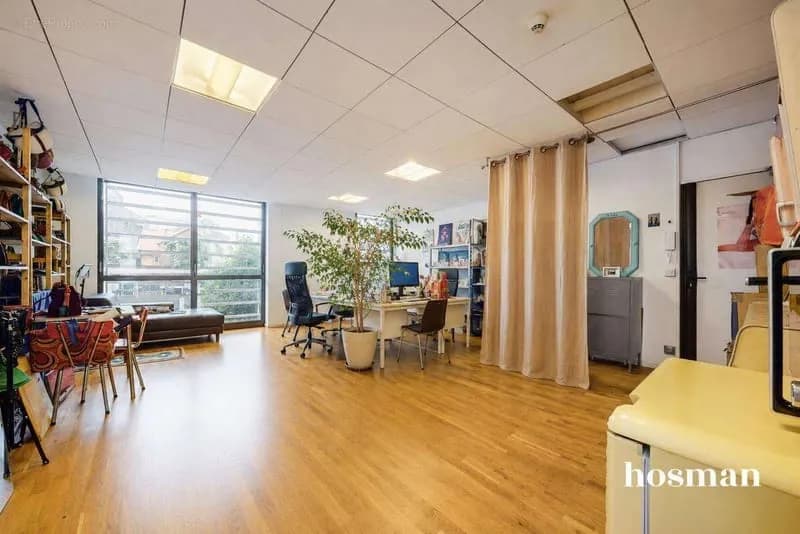 Rare - 40m² - Bureau lumineux - Mairie de Montreuil - Immeuble tertiaire - Photo 1