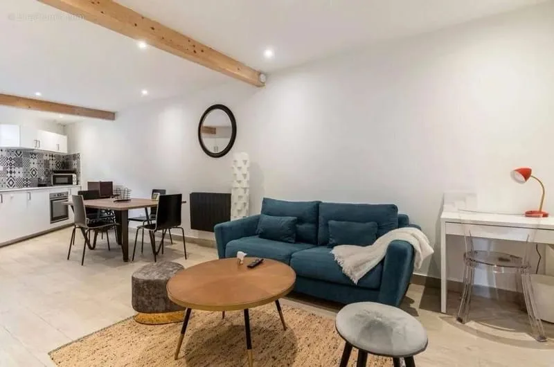 BUSCA - Immeuble de deux appartements, idéal investisseurs ou profession libérale - Photo 1