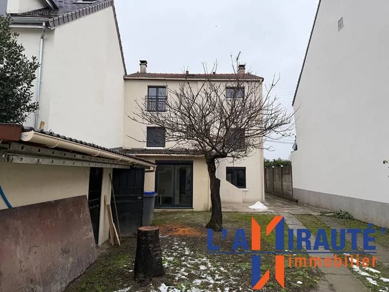 immeuble de 200 m2 - Photo 1