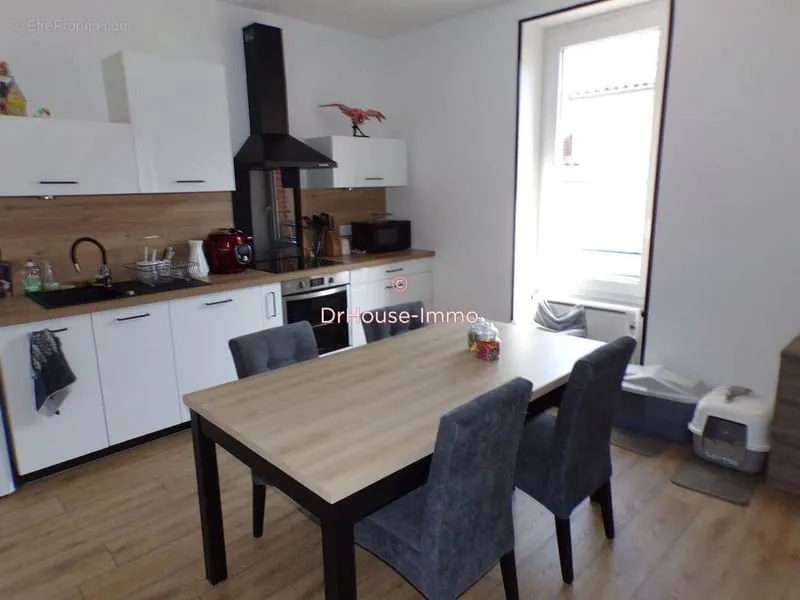 Immeuble de rapport 13 pièces 450 m² - Photo 1