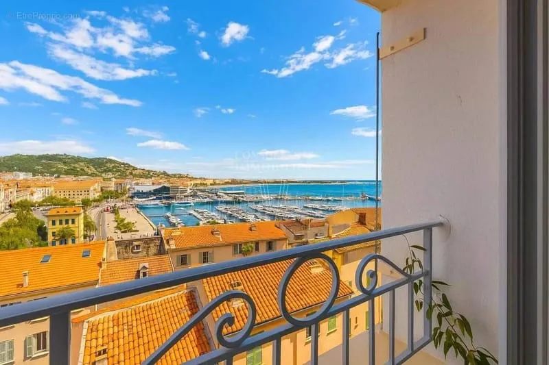 Immeuble entierement renové vue mer - Photo 1