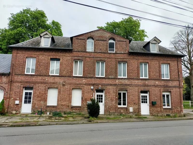 Doudeville a vendre immeuble de rapport. - Photo 1