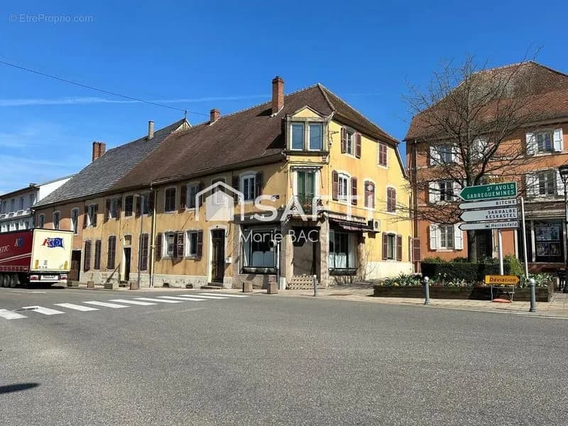Immeuble de rapport 950 m² - Photo 1