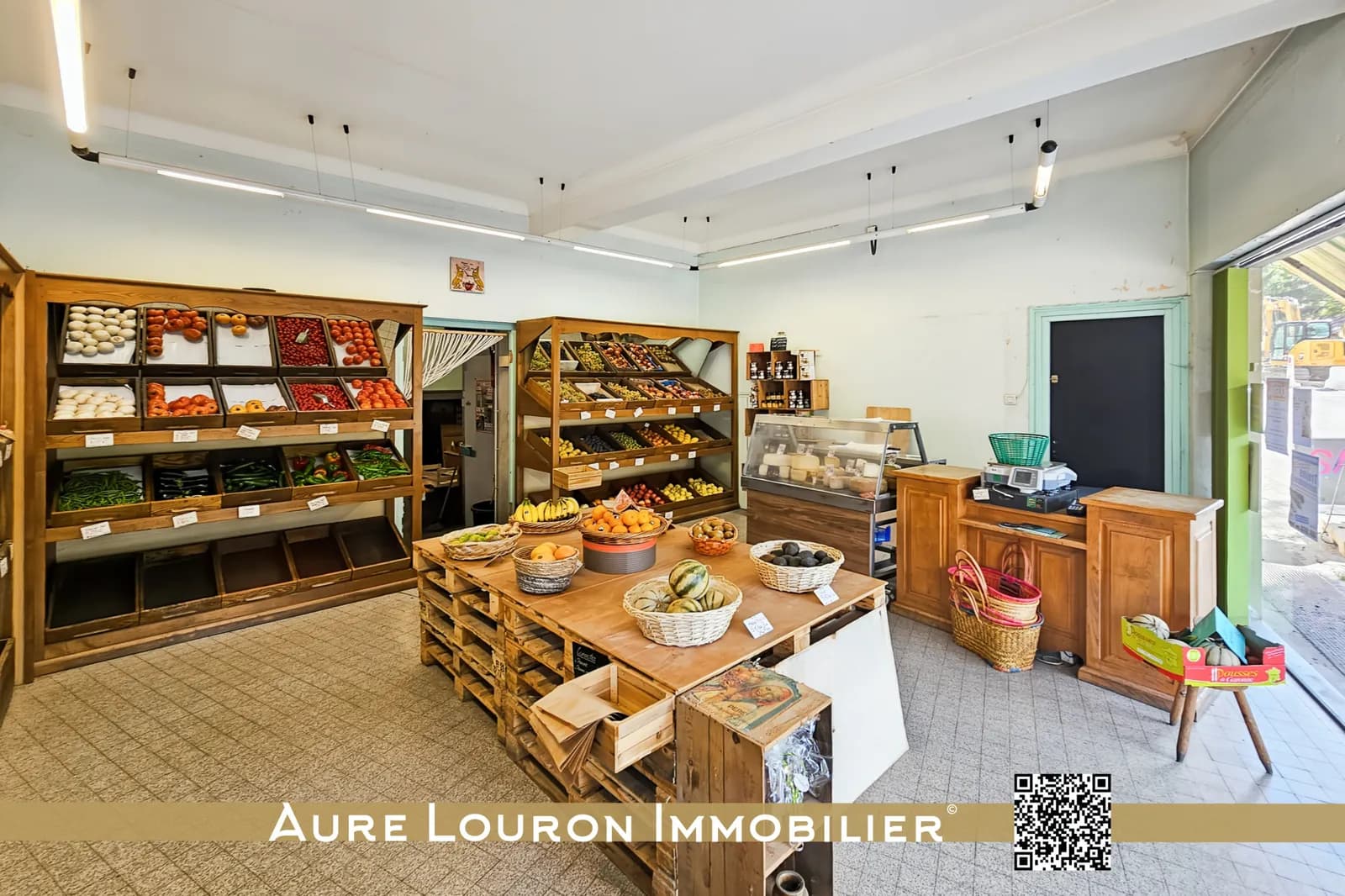IMMEUBLE 200 M² AVEC LOCAL COMMERCIAL/ATELIER ET APPARTEMENT - ARREAU-CENTRE - Photo 1
