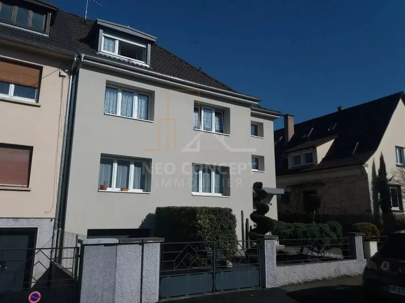 Immeuble 217 m² - Photo 1