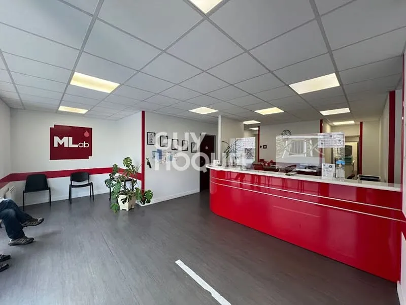 Immeuble 272 m² - Photo 1