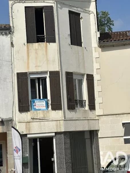 Immeuble de rapport 9 pièces 232 m² - Photo 1
