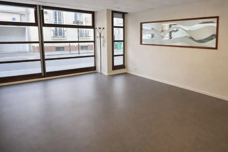 Immeuble 216 m² - Photo 1