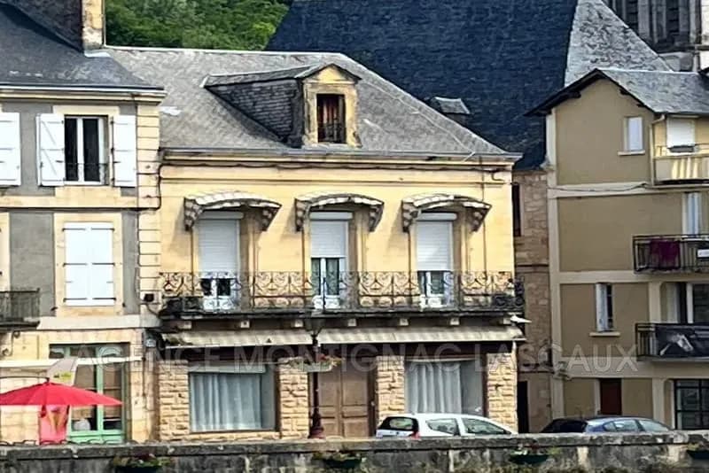 Immeuble de rapport 8 pièces 271 m² - Photo 1