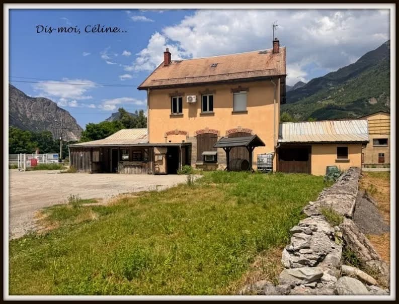 Immeuble 6 pièces 196 m² - Photo 1