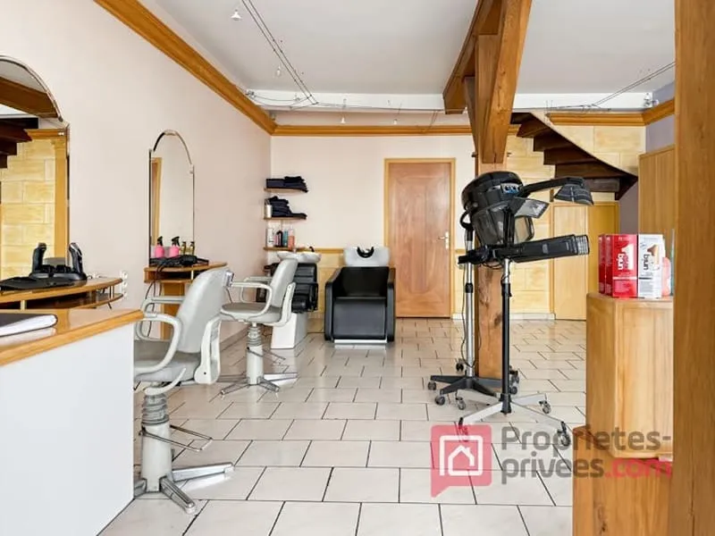 Immeuble 5 pièces 140 m² - Photo 1