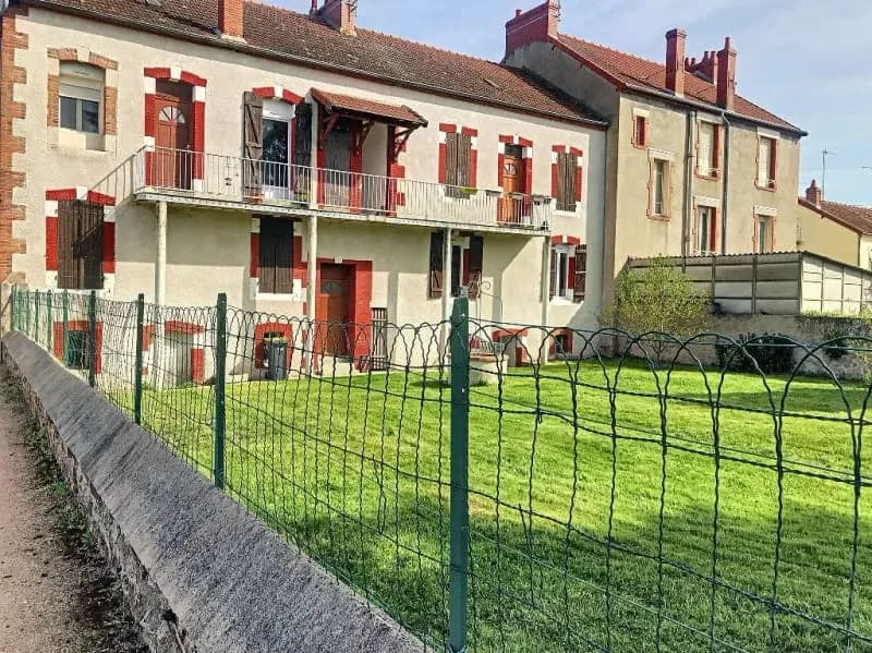 Immeuble de rapport 10 pièces - Photo 1