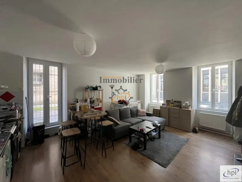 Immeuble 240 m² - Photo 1