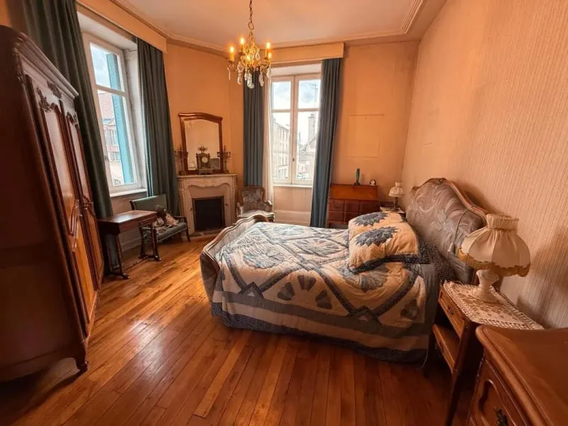 Immeuble 8 pièces 288 m² - Photo 1