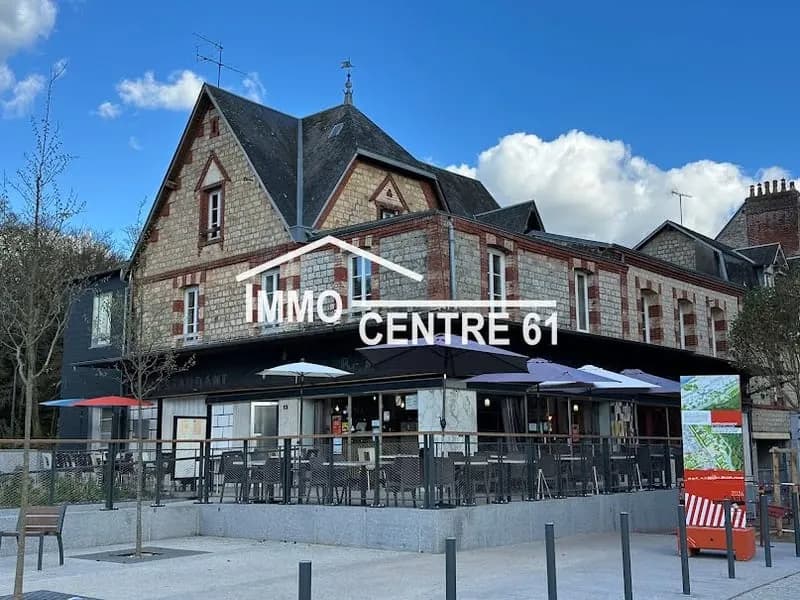 Immeuble de rapport 14 pièces 490 m² - Photo 1
