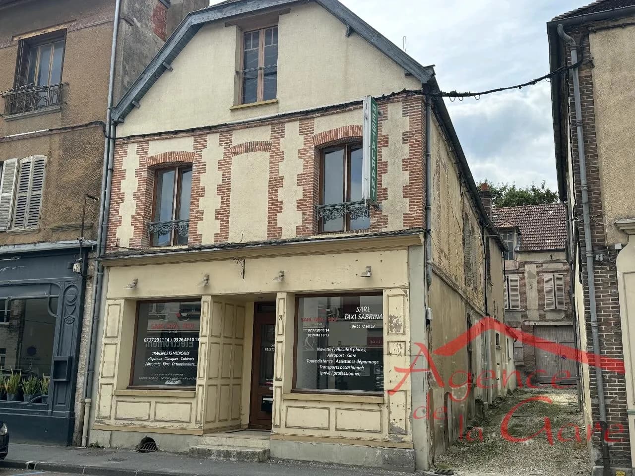 Immeuble 188 m² - Photo 1