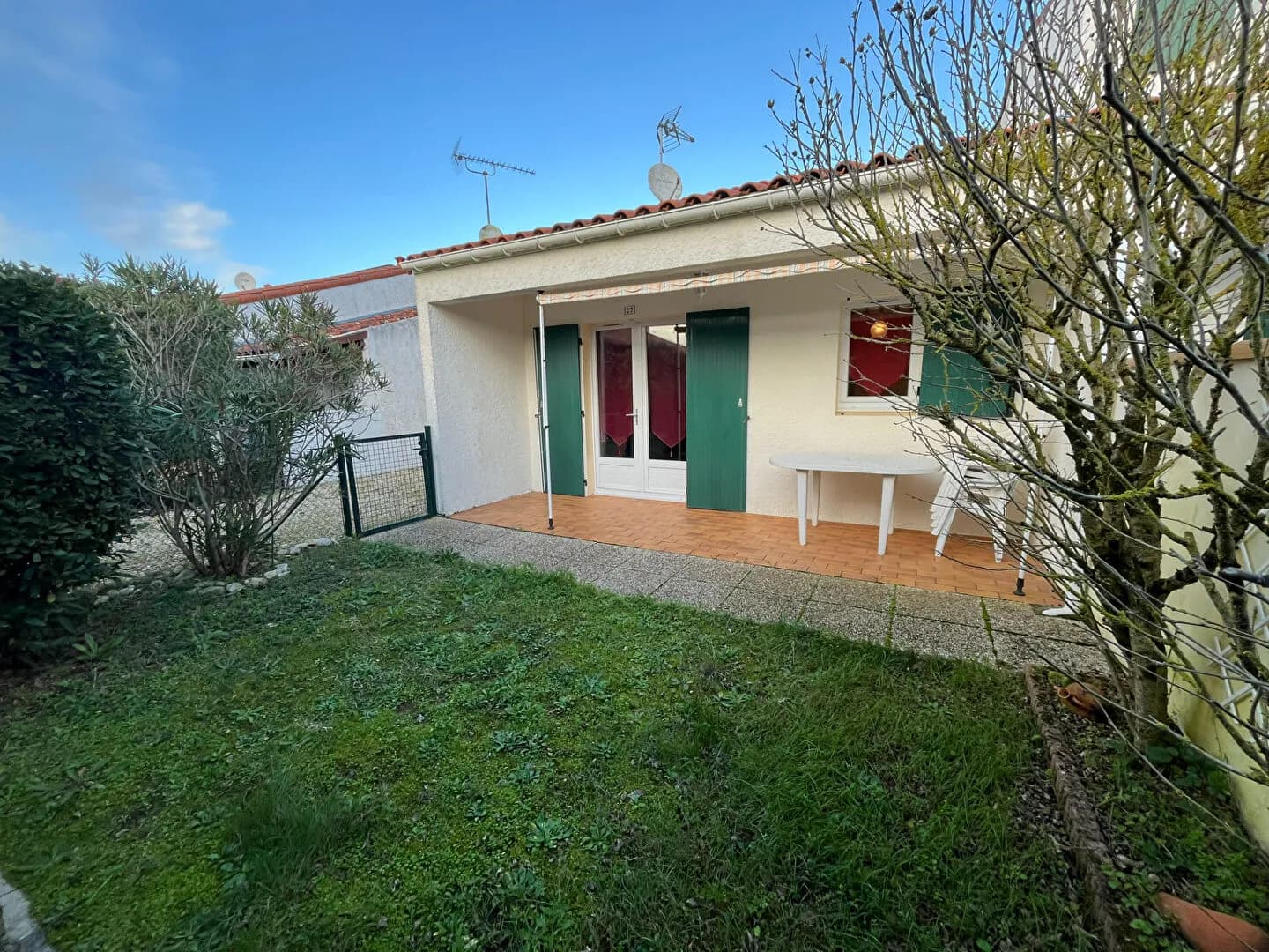 Ensemble immobilier 2 pièces - Photo 1