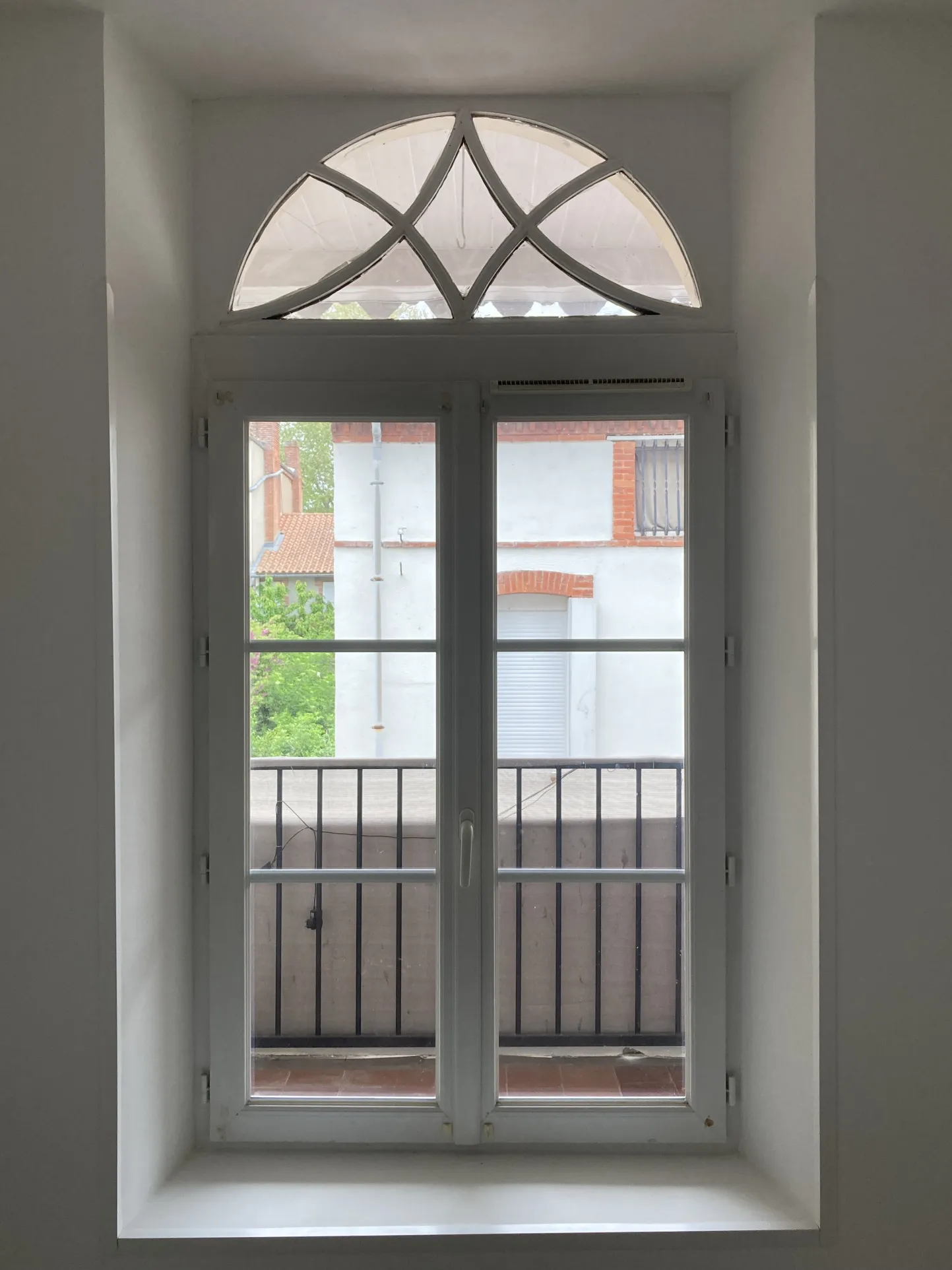 Immeuble de rapport 335 m² - Photo 1