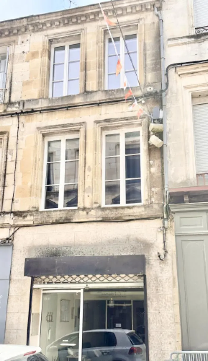 Immeuble 173 m² - Photo 1