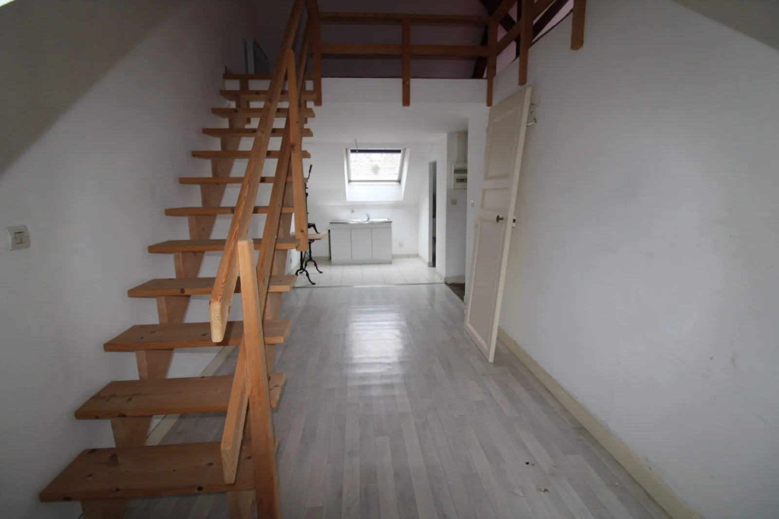 Immeuble 213 m² - Photo 1