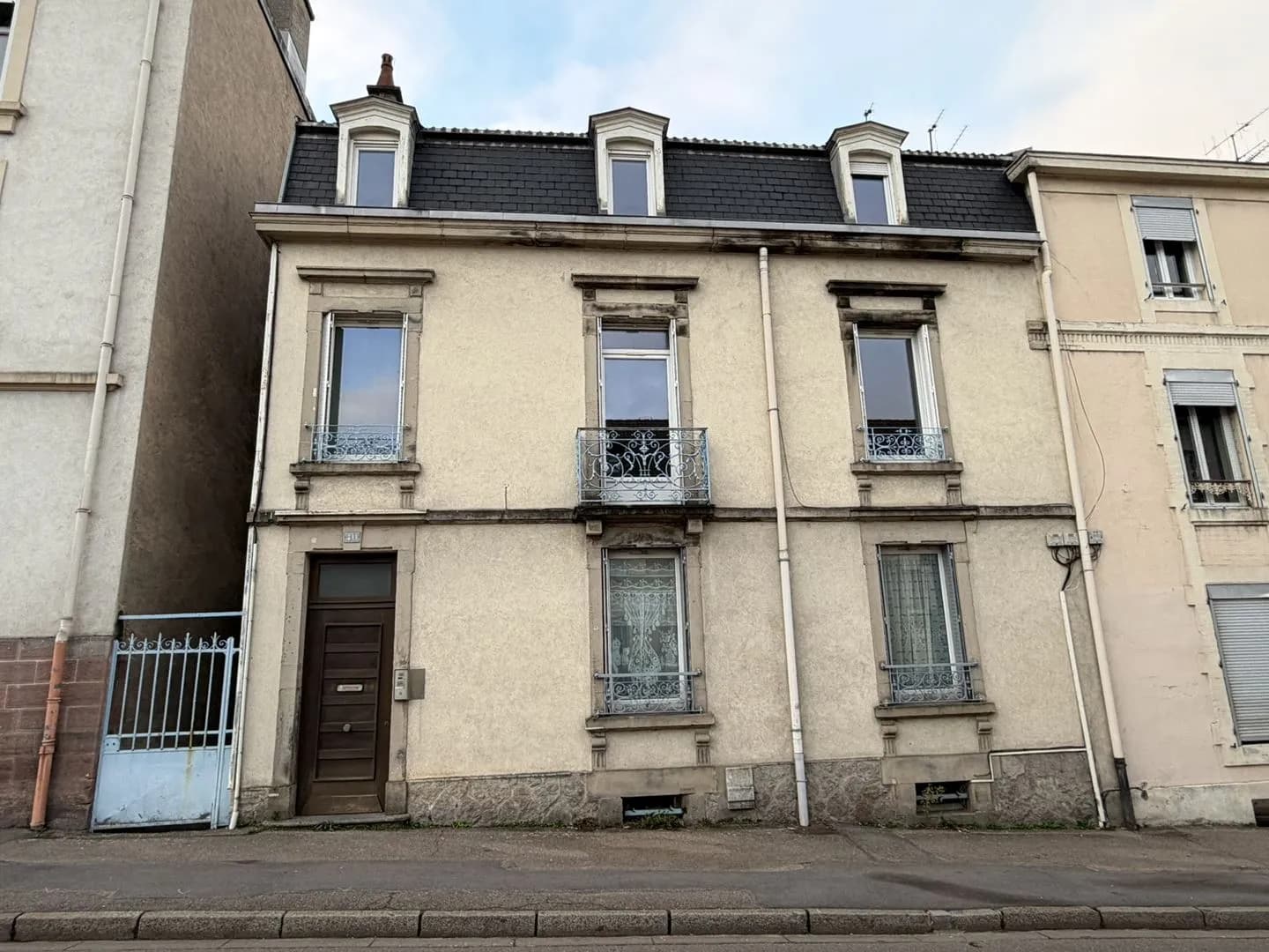 Immeuble de rapport 176 m² - Photo 1